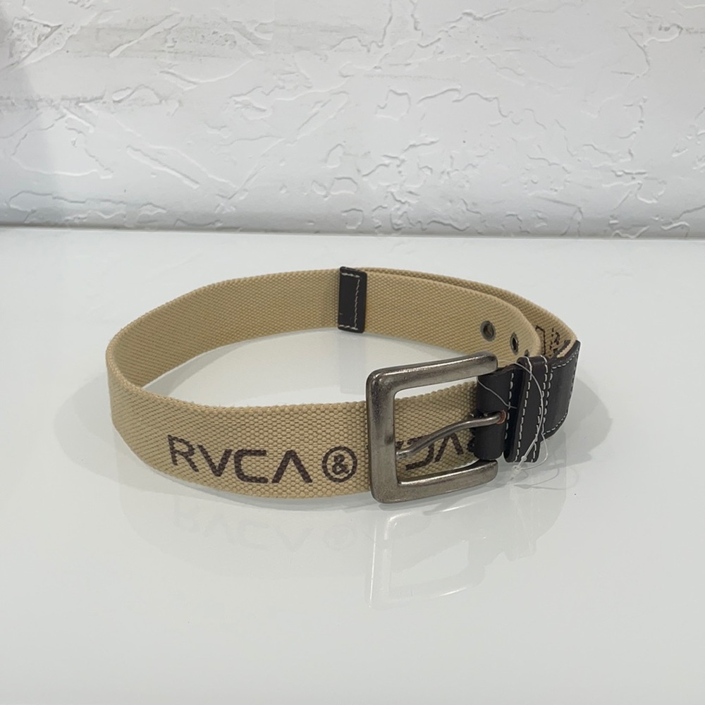 NWOT RVCA Men’s Canvas Belt Sm